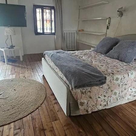 Rosetta Guest house *